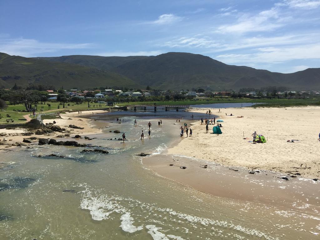 Villachad Guesthouse Kleinmond Eksteriør bilde